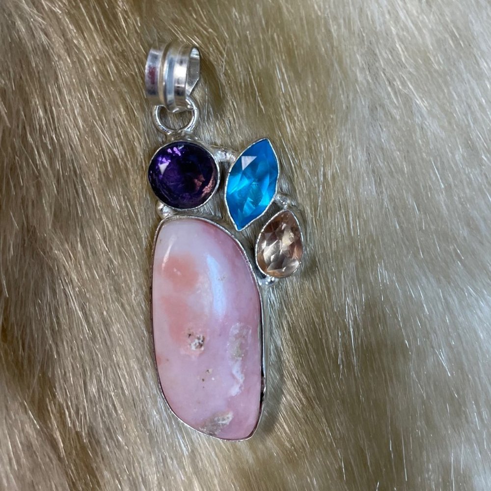 Pink Jade pendent